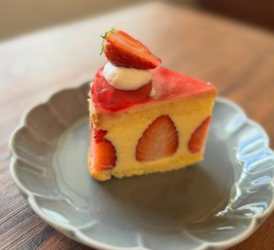 堺カフェ　ころかふぇいちごショート