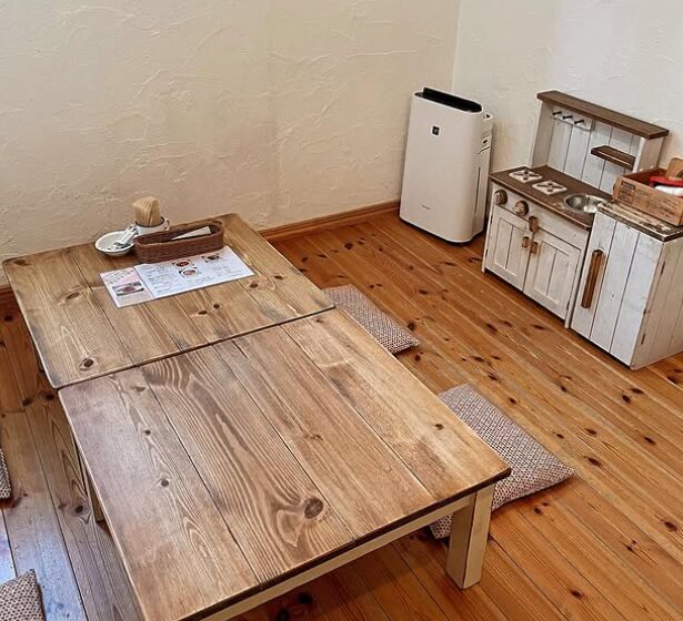 堺カフェ　グラッポロ ブル　店内