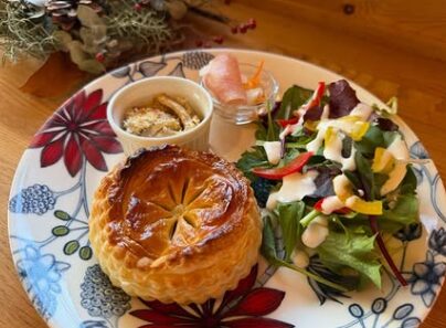 fika Jansson（フィーカ ヤンソン）のパイのプレート