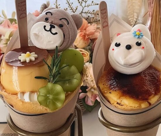 おいしいクレープの店 Defiのメレンゲクッキートッピングクレープ 藤井寺市の元パティシエ作りクレープ店