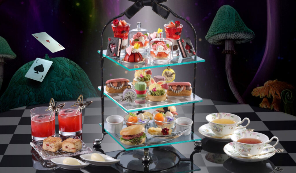 シェラトン都ホテル大阪｜レストラン＆ラウンジ eu苺のアフタヌーンティーの写真