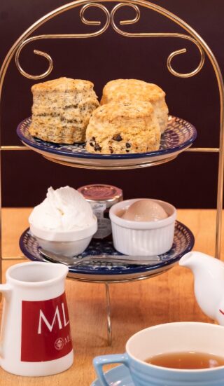  MLESNA TEA 大阪のスコーン