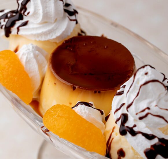 純喫茶アメリカン（難波）のプリンサンデー