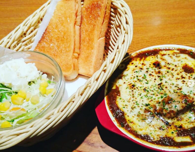 池田屋珈琲 布施店のカレートーストもーにんぐ