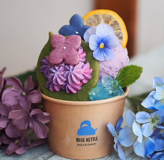 焼き菓子＆ジェラート BLUE KETTLEの紫陽花パフェ 堺の古民家隠れ家カフェ・大阪あじさいパフェ